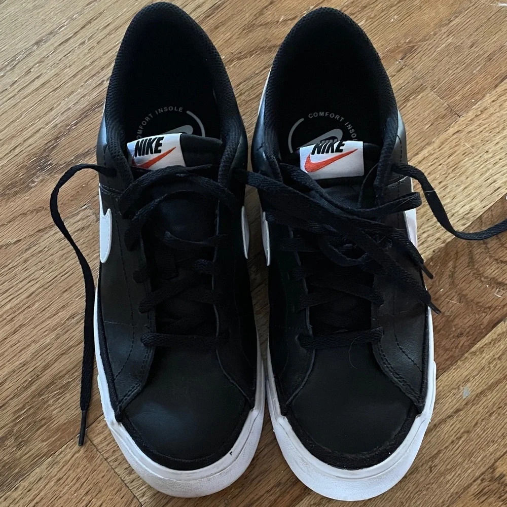 Nike Kids Court Legacy Black and White Sneakers - Picture 6 of 7